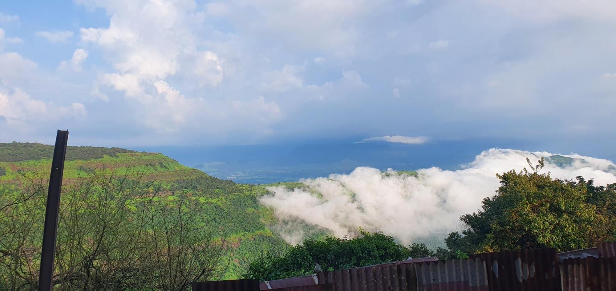 Hotel Hiral Residency Matheran Exterior foto
