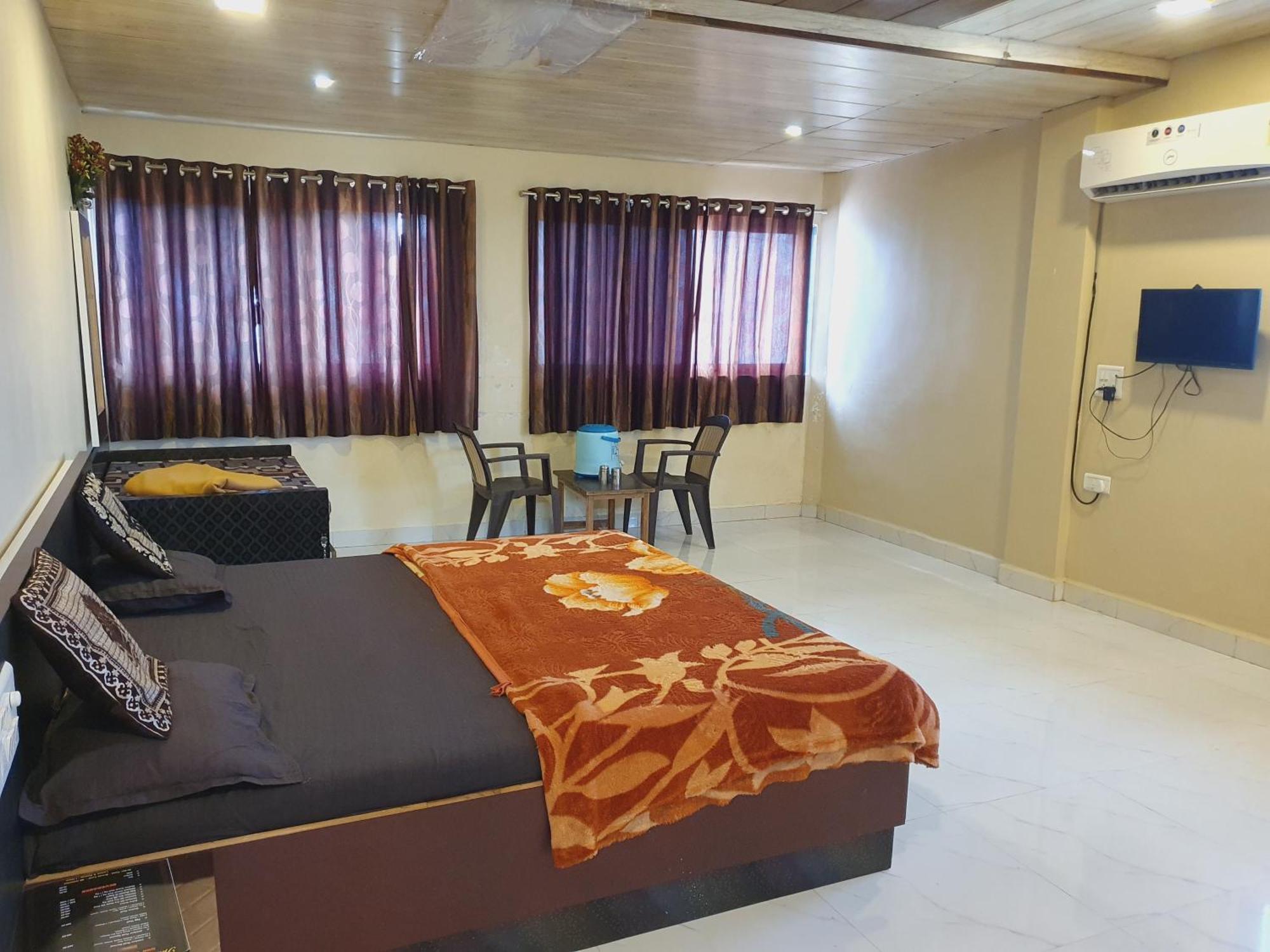 Hotel Hiral Residency Matheran Exterior foto
