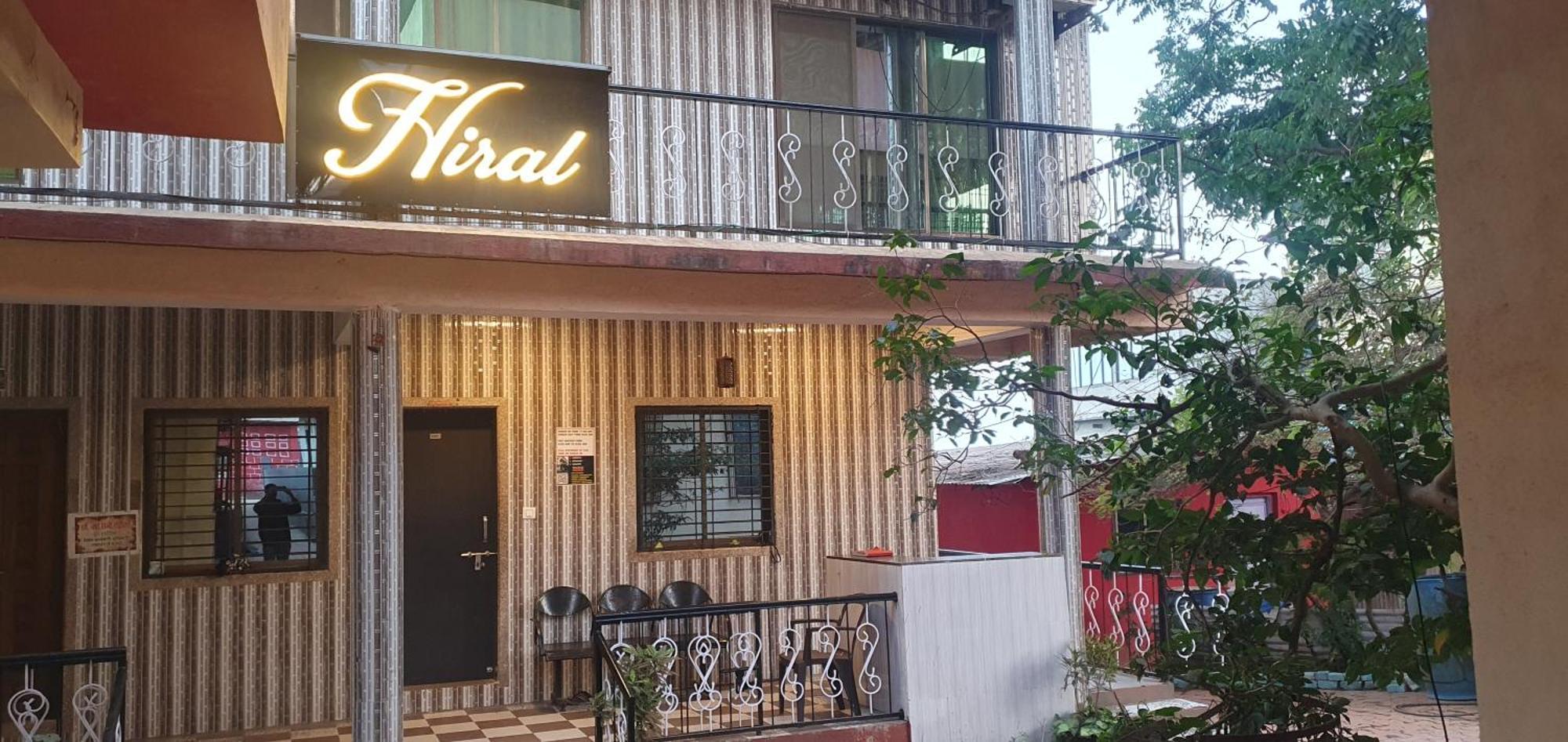 Hotel Hiral Residency Matheran Exterior foto